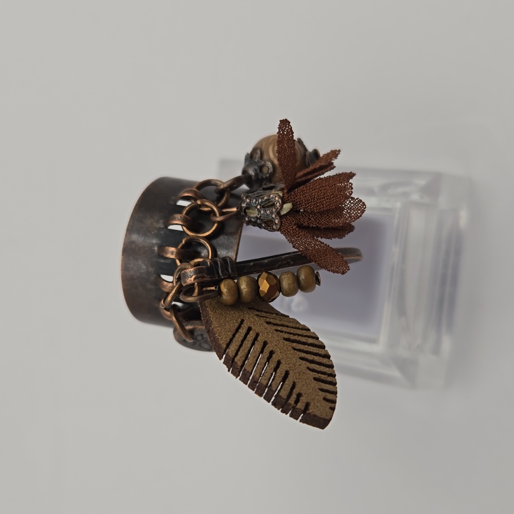 ### NWT-- Unique Vintage Tassel Ring - Picture 5 of 6